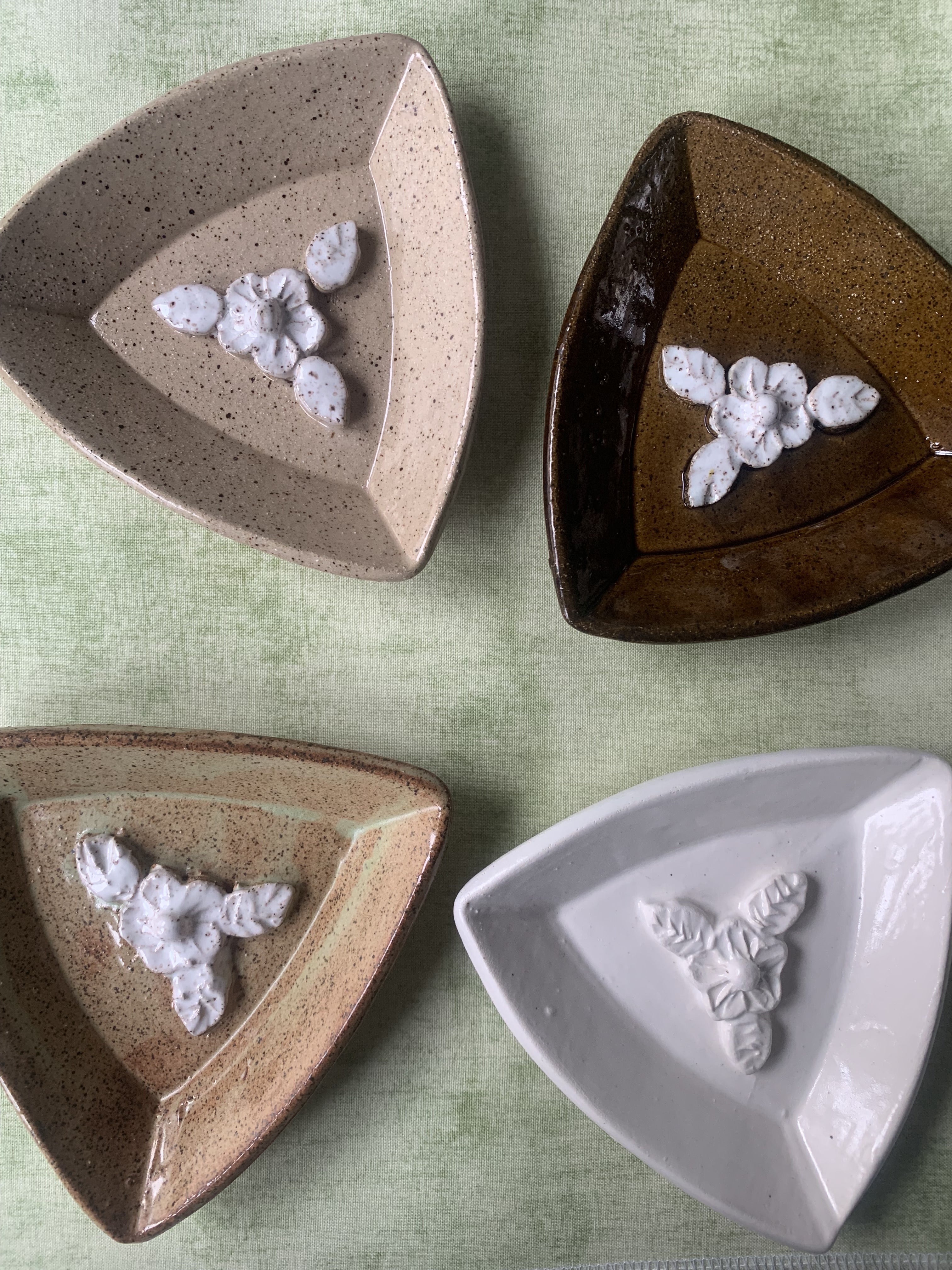 Jewelry Dish || Glossy Brown || Triangle – Happy Flower Ceramics